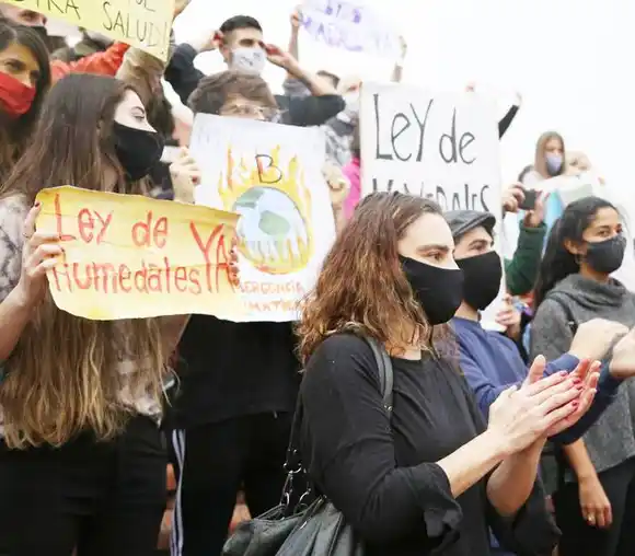 Instaron a nación a tomar medidas urgentes para frenar las quemas en el Delta del Paraná