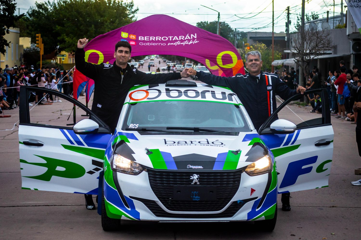 Marcos (piloto) y Agustín (navegante).