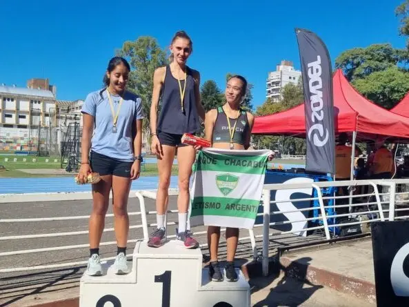 Sofía Fregona,priemra en los 1500 m en Rosario. Foto: IG Sofia Fregona