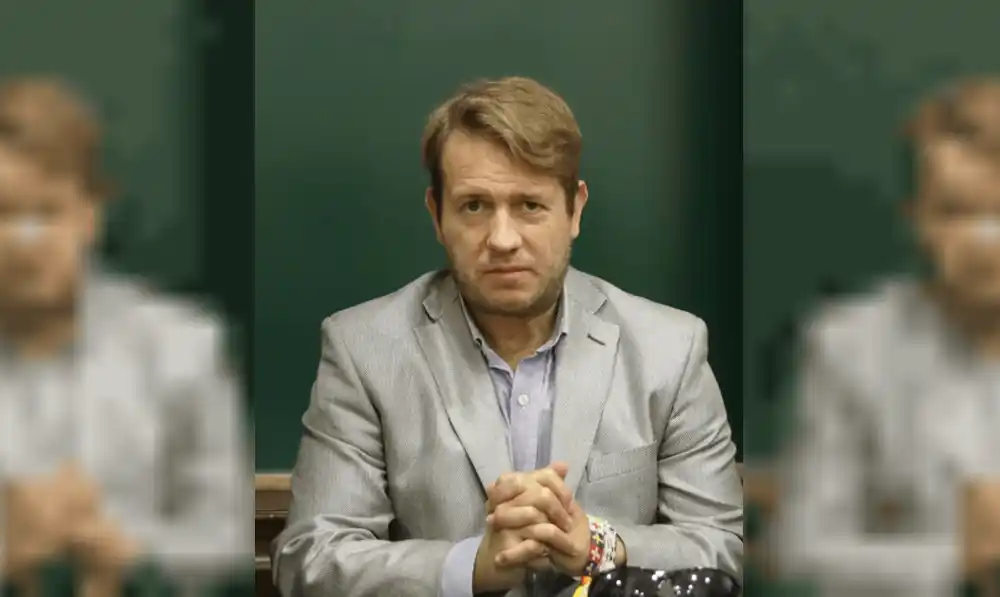 Nicolás Marquez quiere a Adorni fuera del gobierno