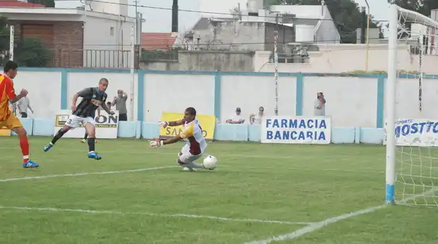 Juventud juega el sábado a las cuatro de la tarde
