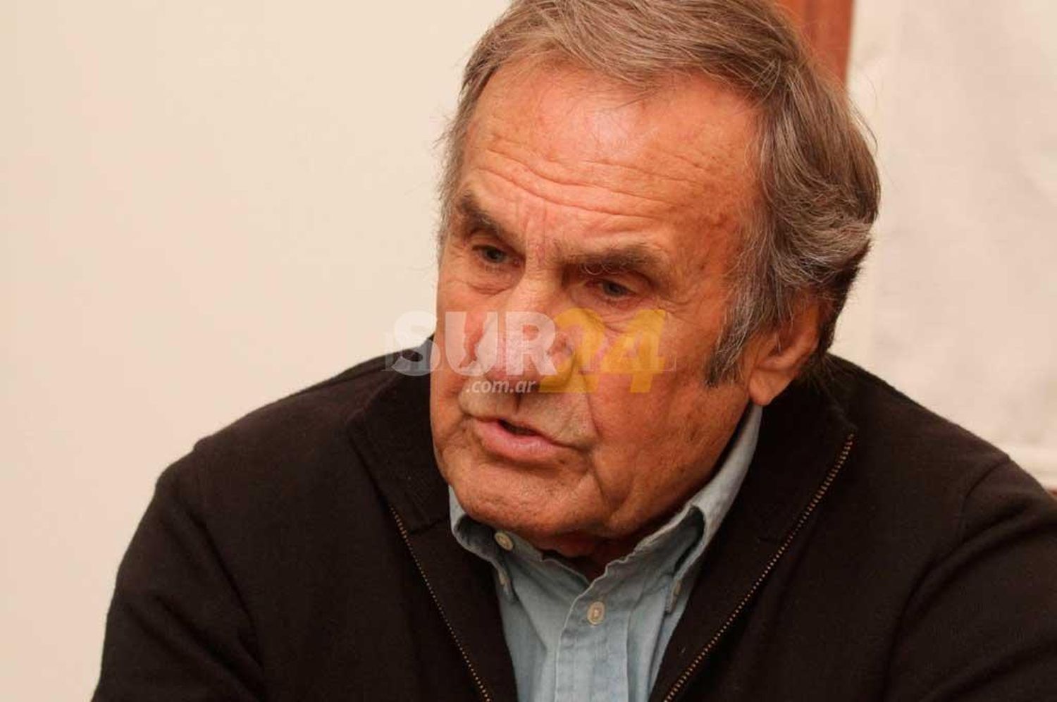 Empeoró la salud de Reutemann y volvió a terapia intensiva