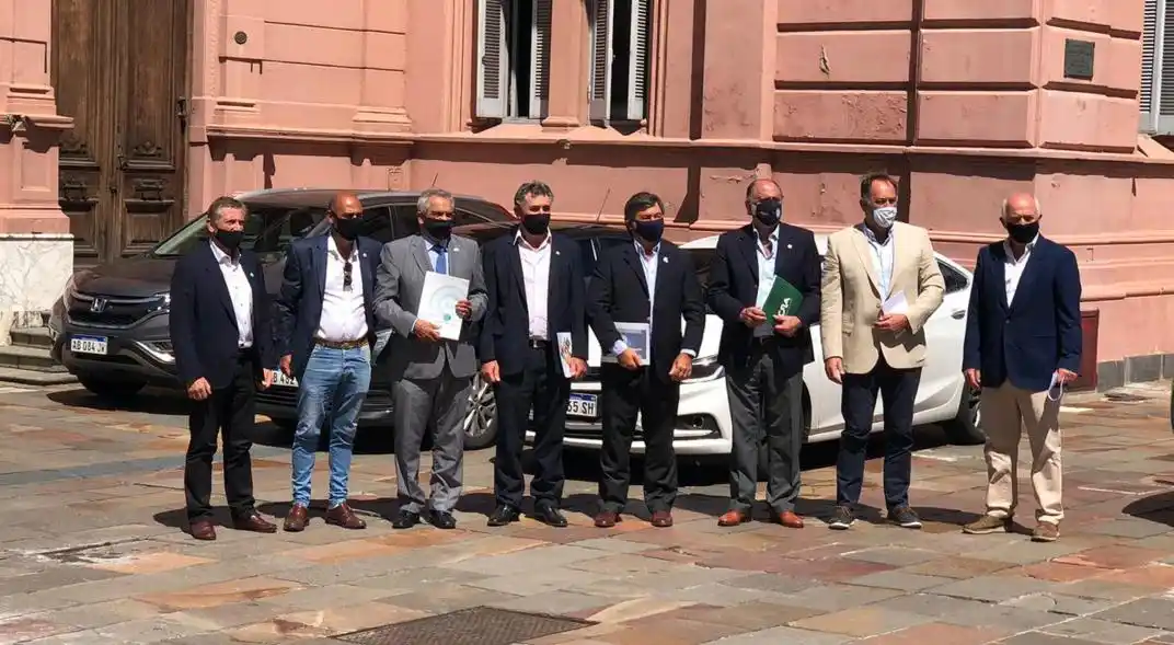 El peronismo apela a todas sus caras para seducir a la clase media