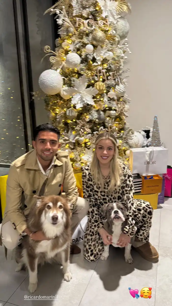 Ricardo Marín y su novia Alejandra Guadarrama