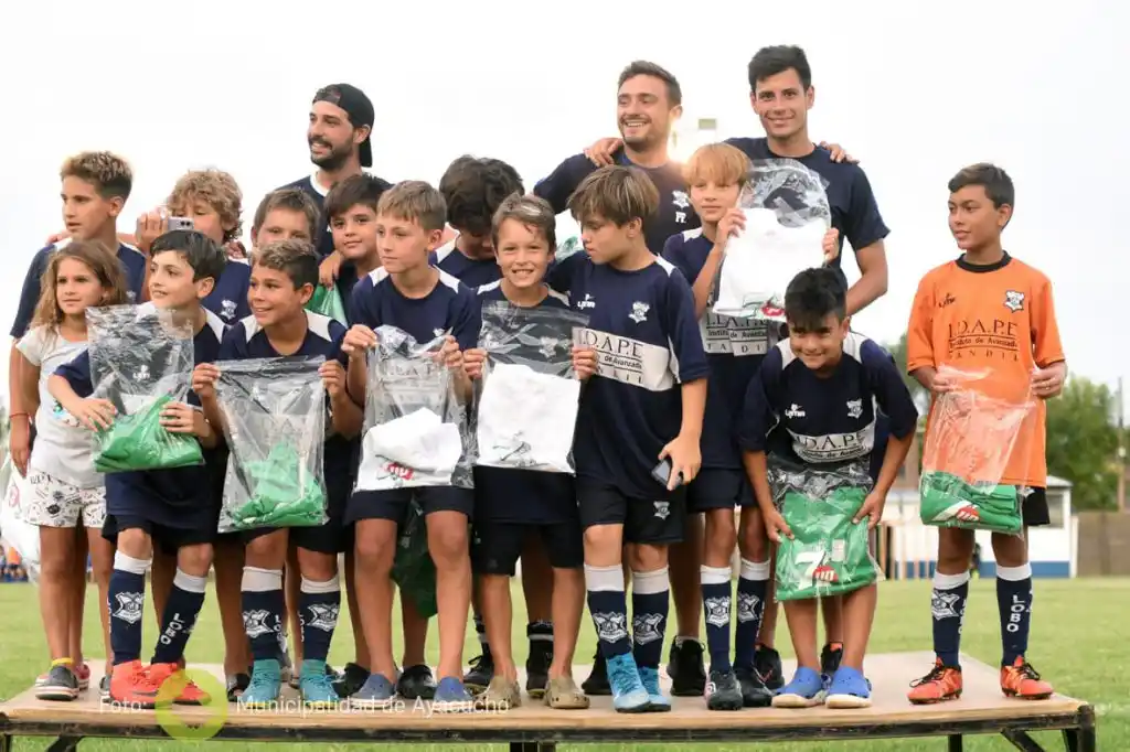 Título para la 2009 de Gimnasia en Ayacucho