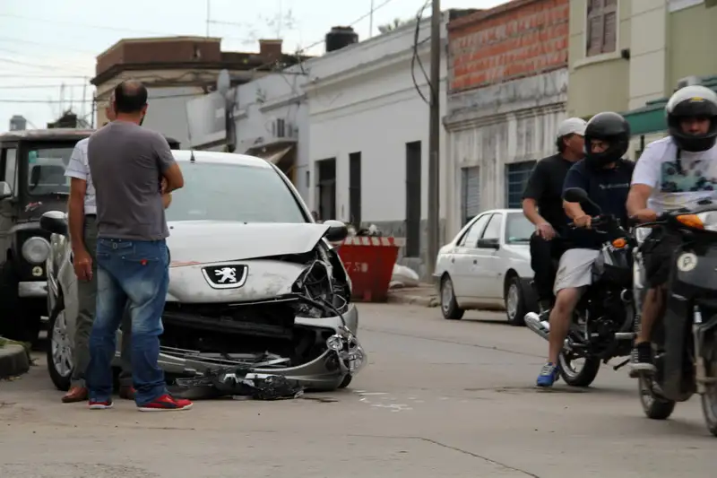 Miró para el otro lado y no vio el colectivo
