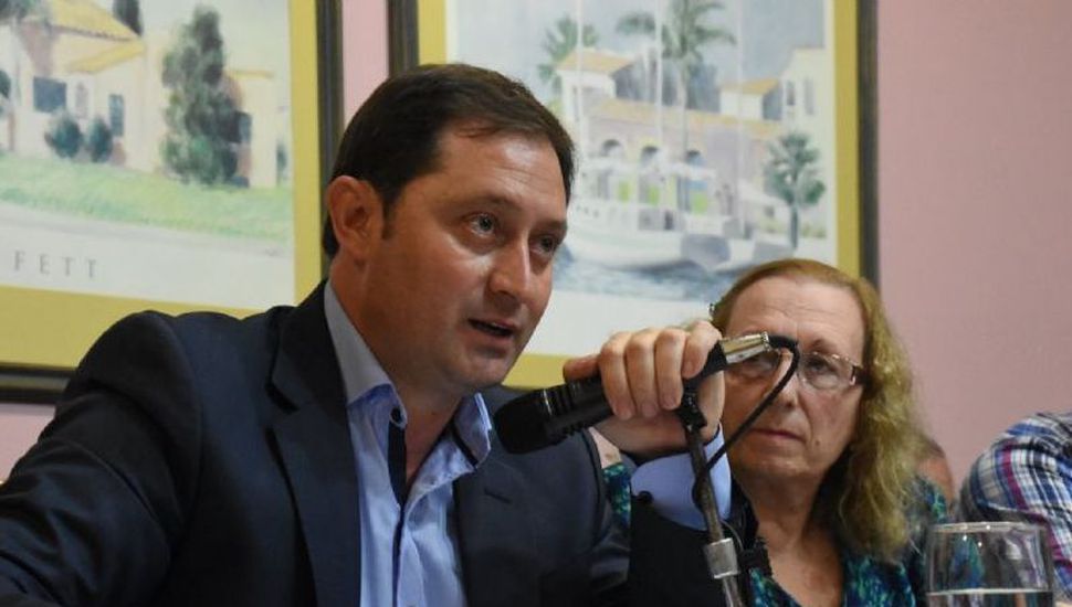 El Intendente de Lincoln, Salvador Serenal, sufrió amenazas y un ataque a su domicilio