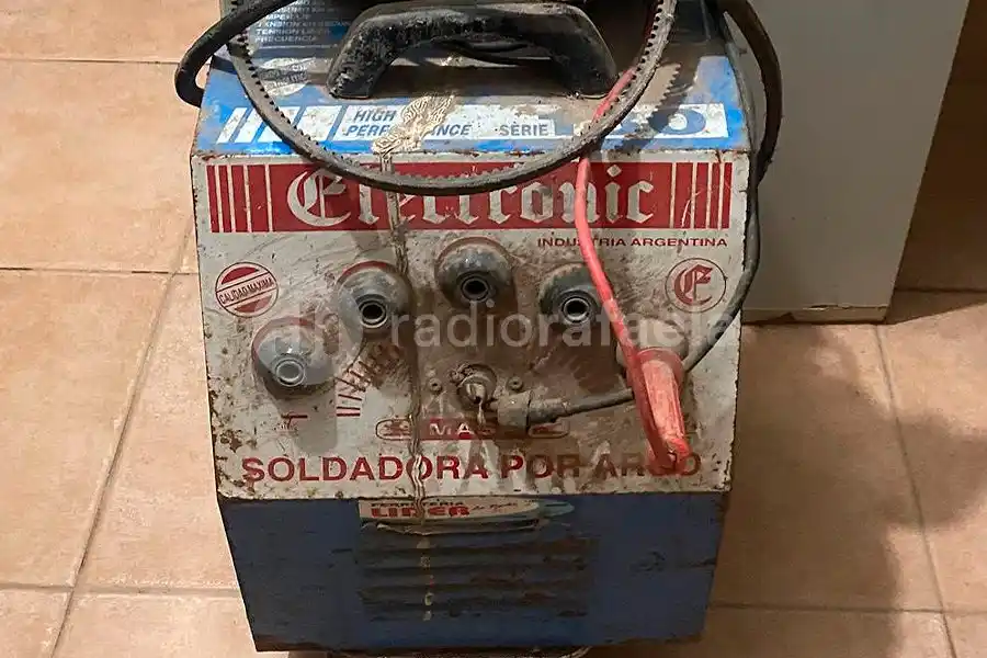 Encontraron una bicicleta y una máquina de soldar listo para ser robada