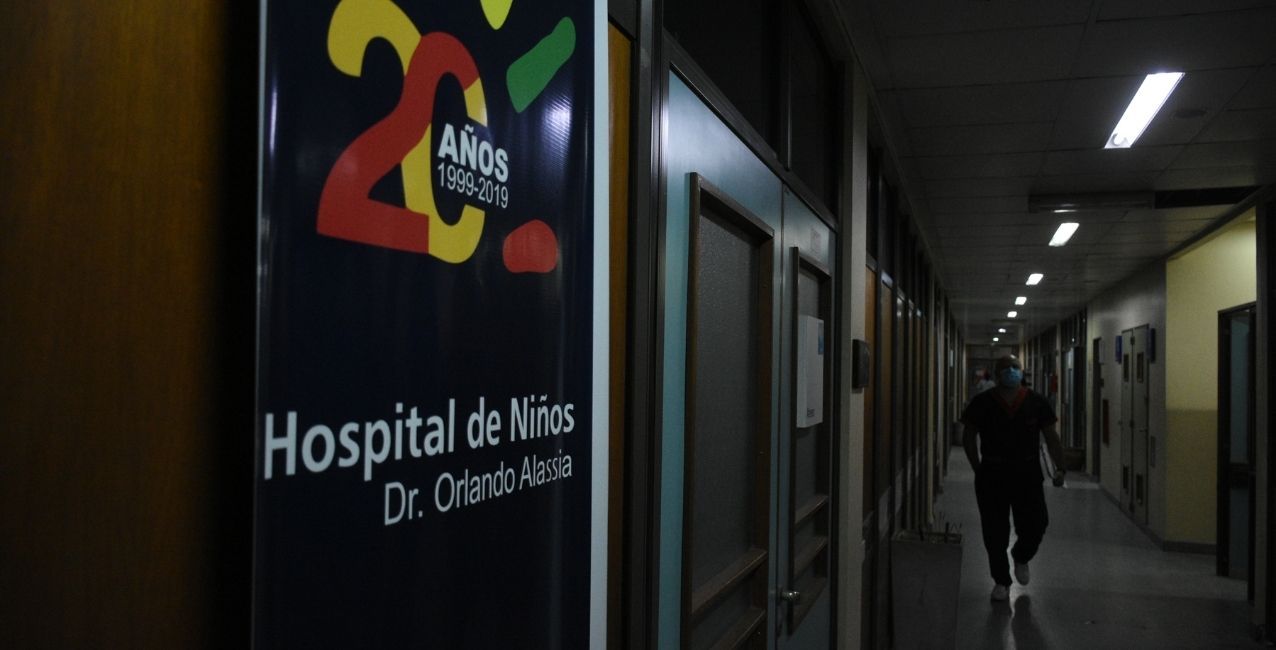 Santa Fe: una nena de 13 años pelea por su vida tras recibir un disparo en el rostro