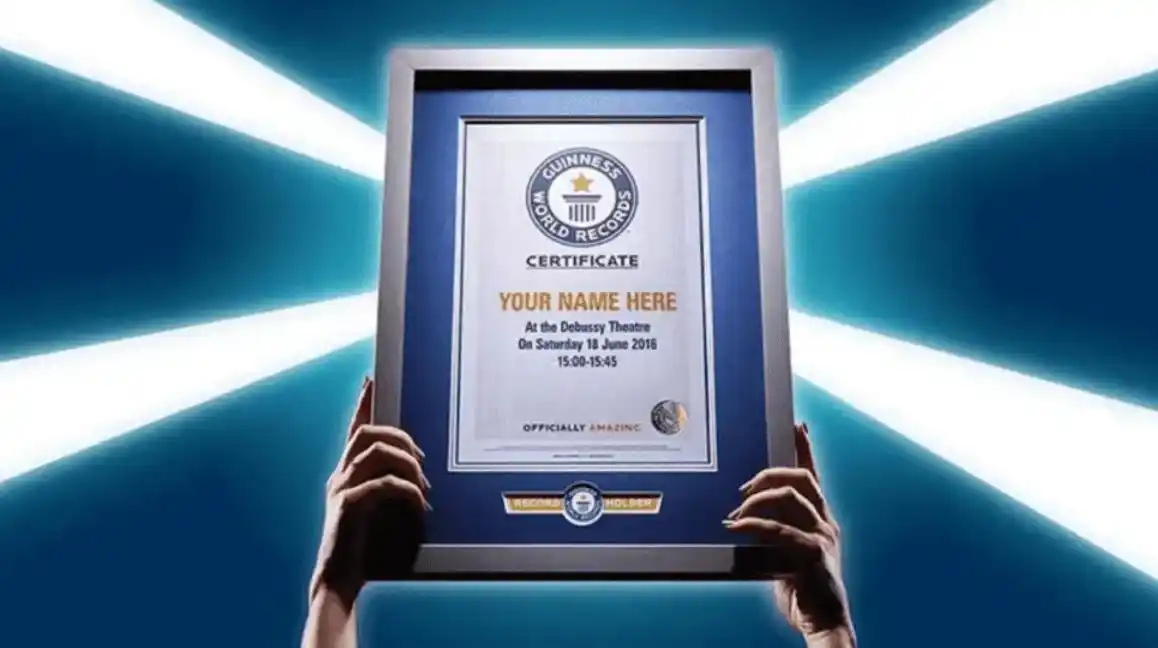 El Récord Guinness lo premió por tener la nariz más larga del mundo