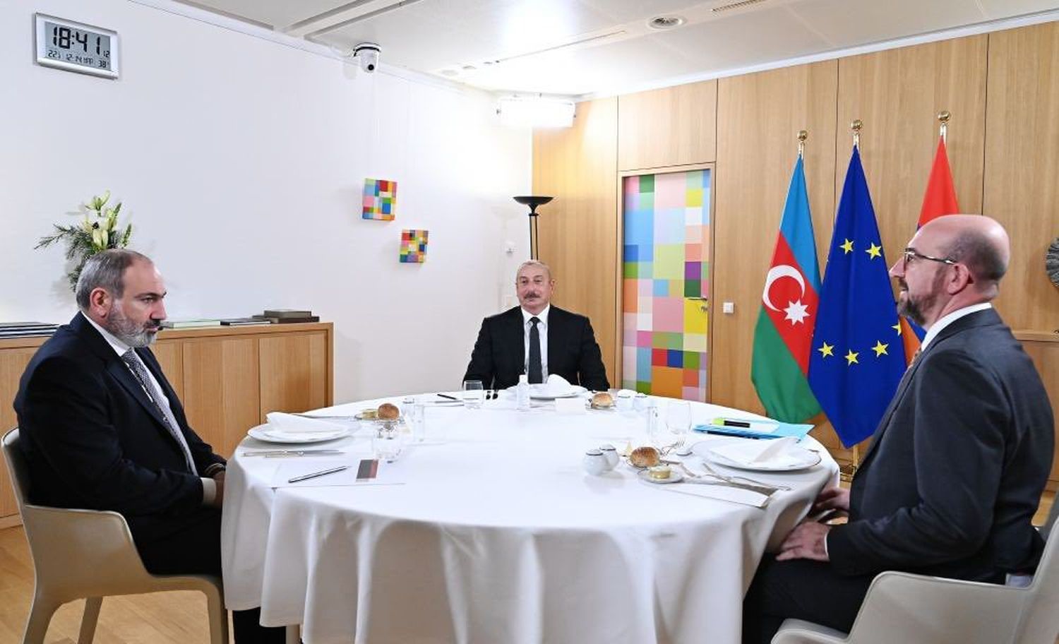 Azerbaiyán y Armenia avanzan hacia una paz estable y duradera