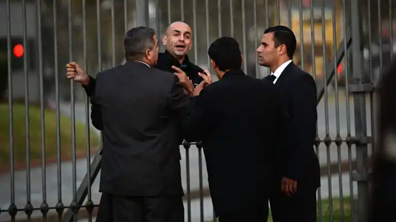 Increparon a Aníbal Fernández en plena conferencia en Casa Rosada