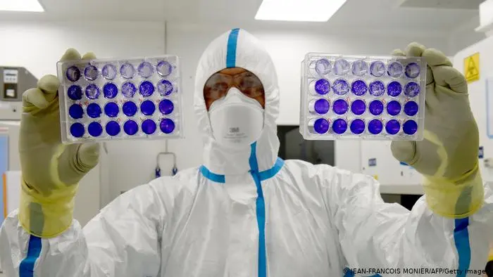 Coronavirus: qué es la cepa británica y por qué es más peligrosa