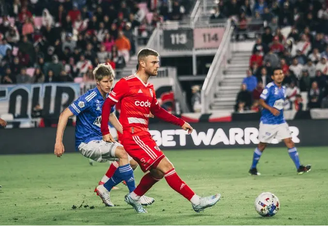 River Plate venció 2-0 a Millonarios y encadenó su segunda victoria consecutiva 