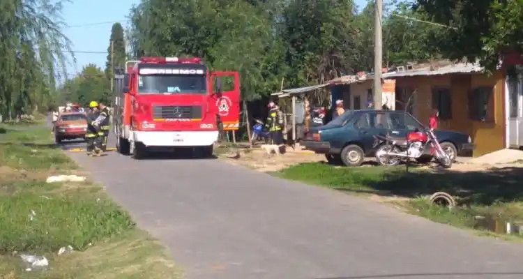 Incendio, balas de goma, corridas y disturbios en el barrio Hermano Indio
