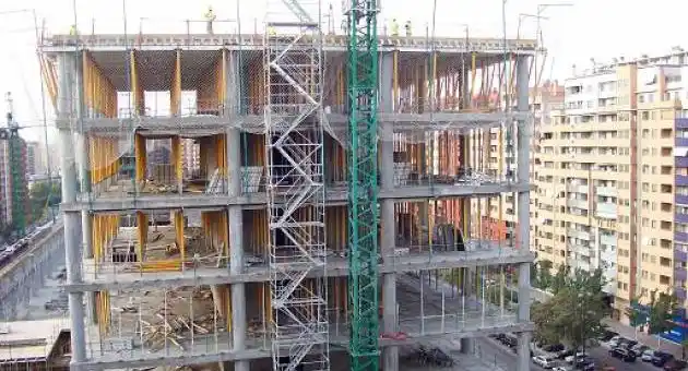 Construcción: 54 mil trabajadores despedidos entre enero y febrero