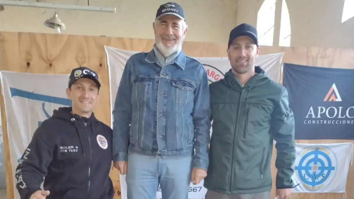 Tridente destacado. De izquierda a derecha: Soler, Vega y Urban