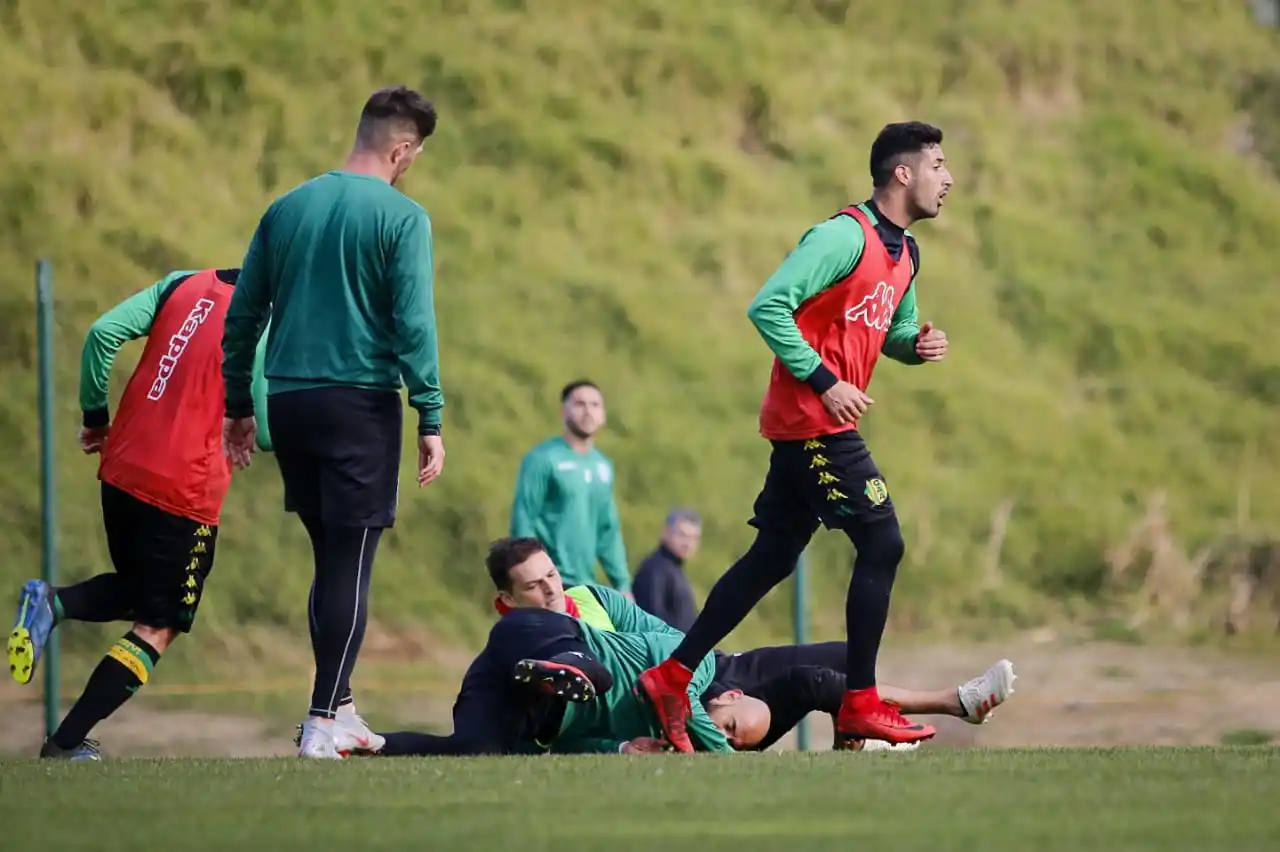 Aldosivi jugó un amistoso con Camioneros
