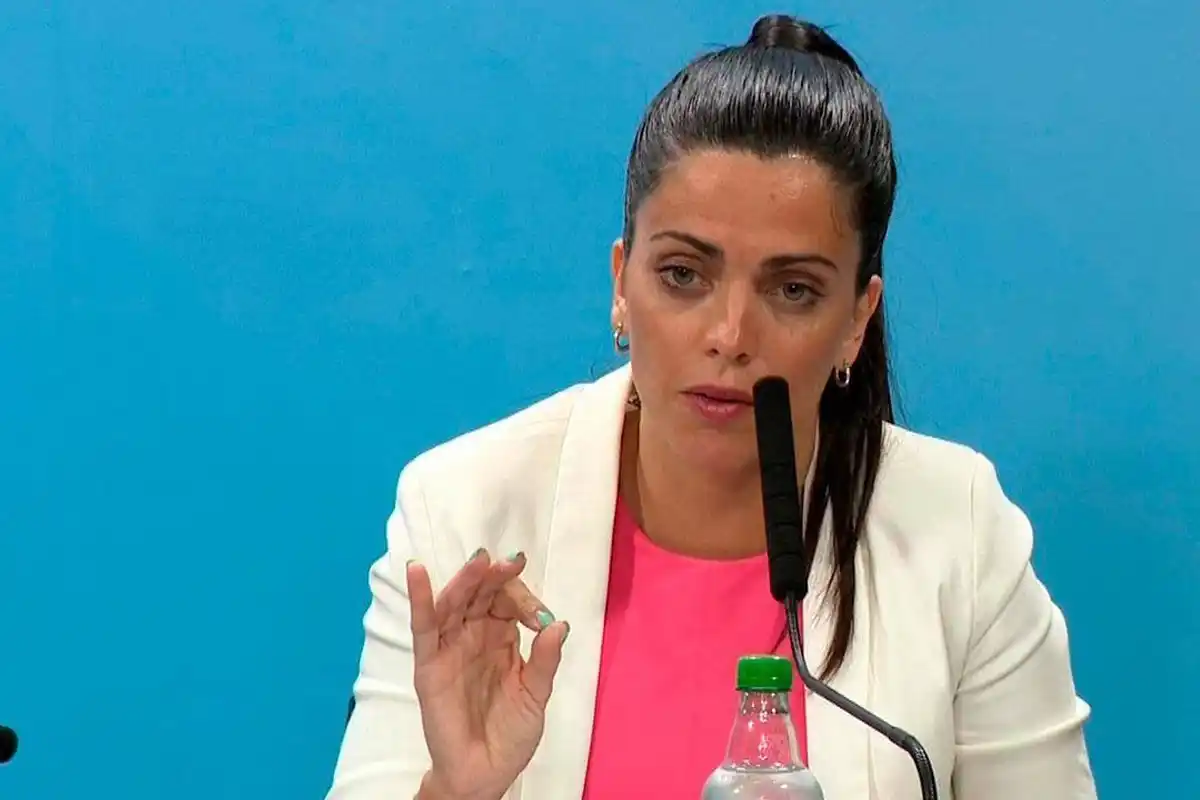 PAMI desmiente compra con sobreprecios de alcohol en gel