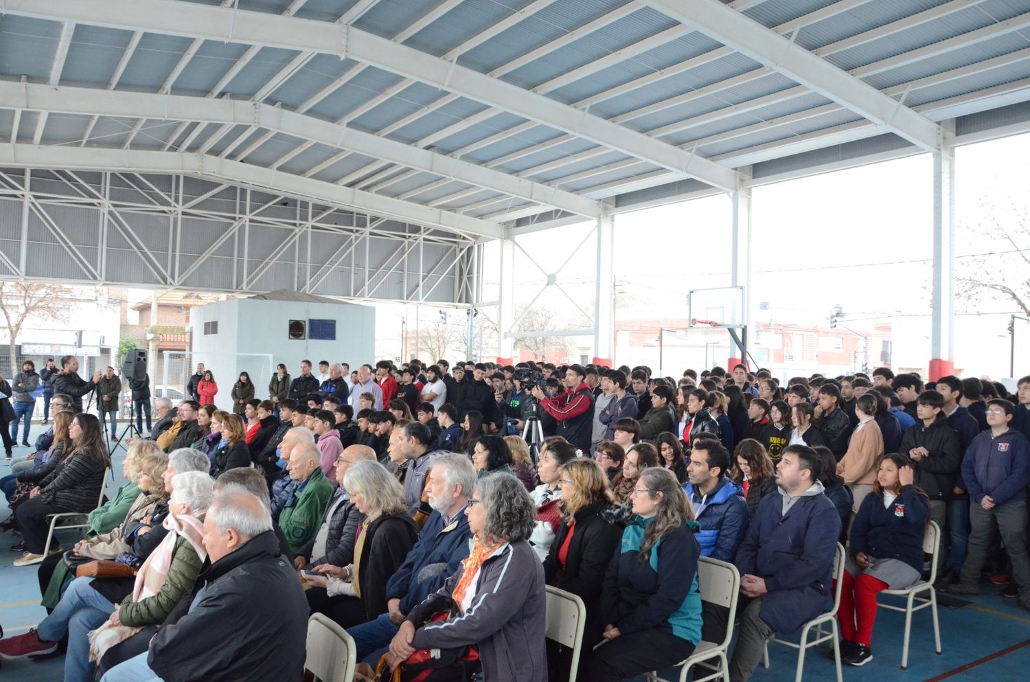 gimnasio Industrial público