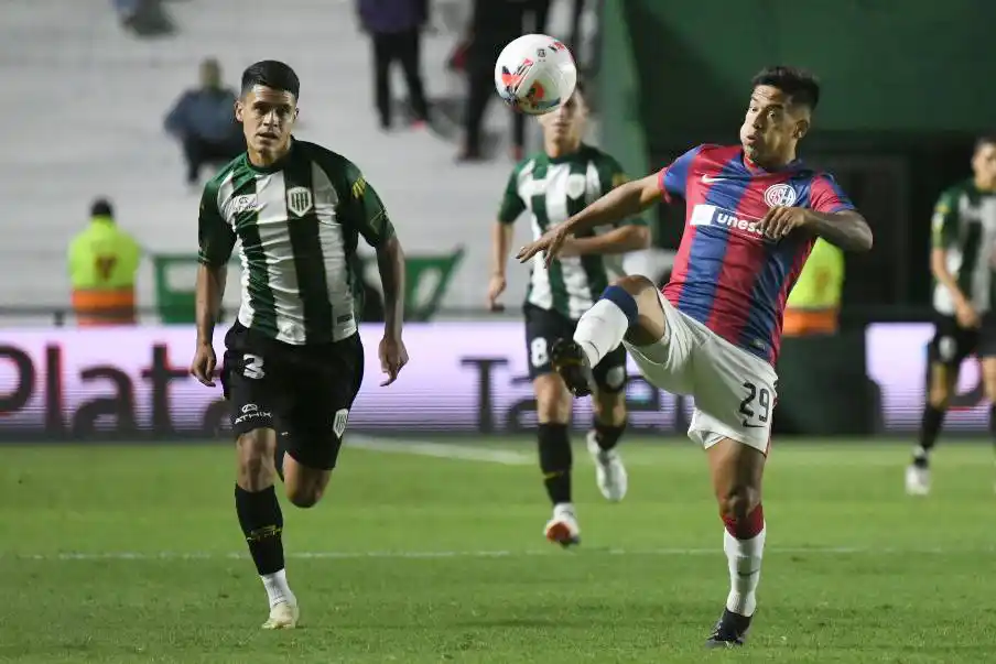 Quinteros llega a la marca contra Fernández.