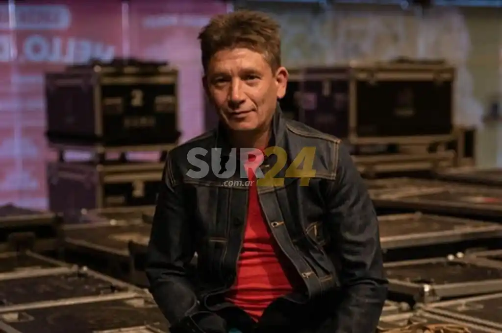 El universo propio de Gato Azul Peralta