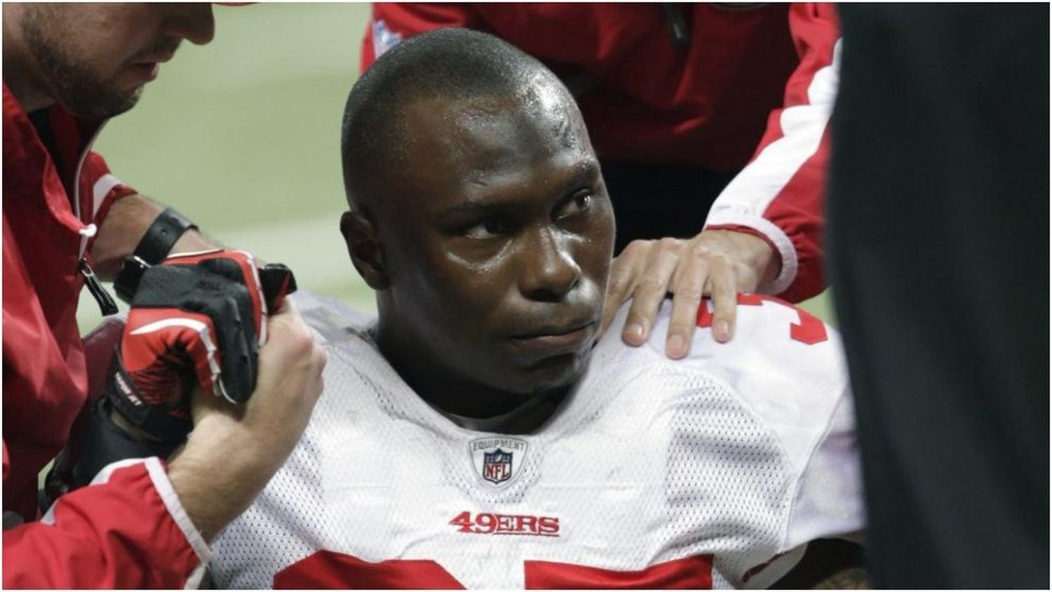 Por esta causa el exjugador de la NFL habría asesinado a seis personas y luego se quitó la vida