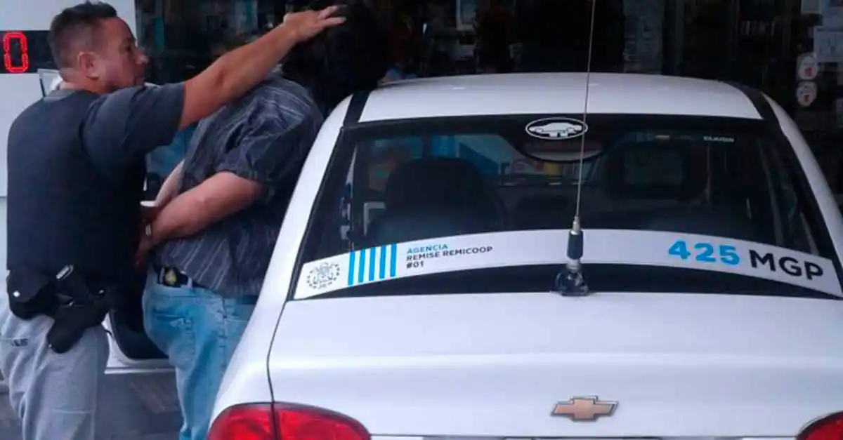 Detuvieron a un hombre que incendió la casa de su exmujer