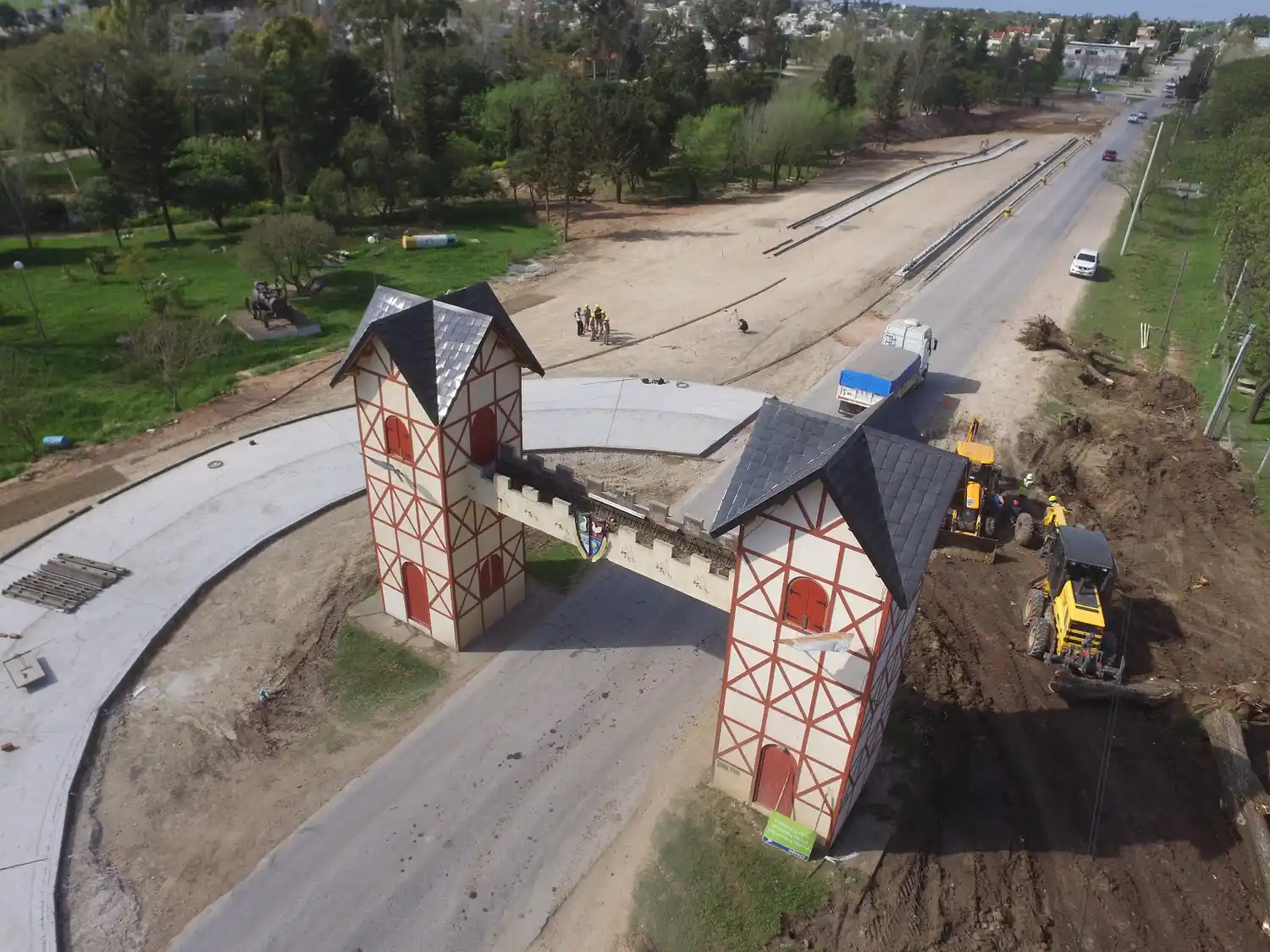 Terminarán los carriles de salida del acceso Alfonsín antes de la FNA