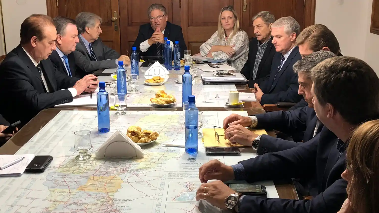 La Secretaría de Energía y la EPE participaron de una reunión convocada por Senadores