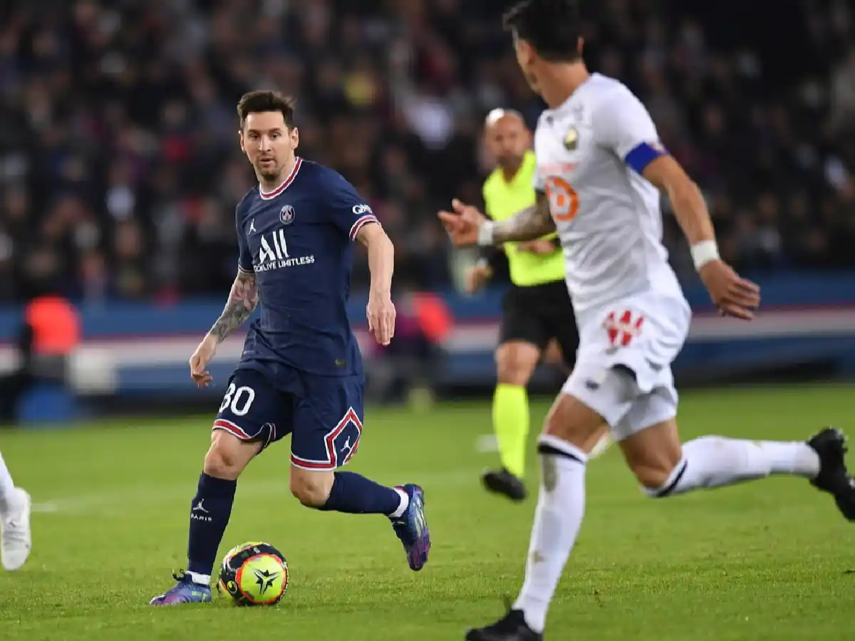 Messi salió en el entretiempo en el triunfo de PSG 