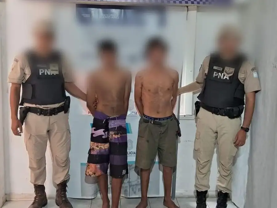 Los jóvenes delincuentes actuaron salvajemente, pero fueron detenidos.