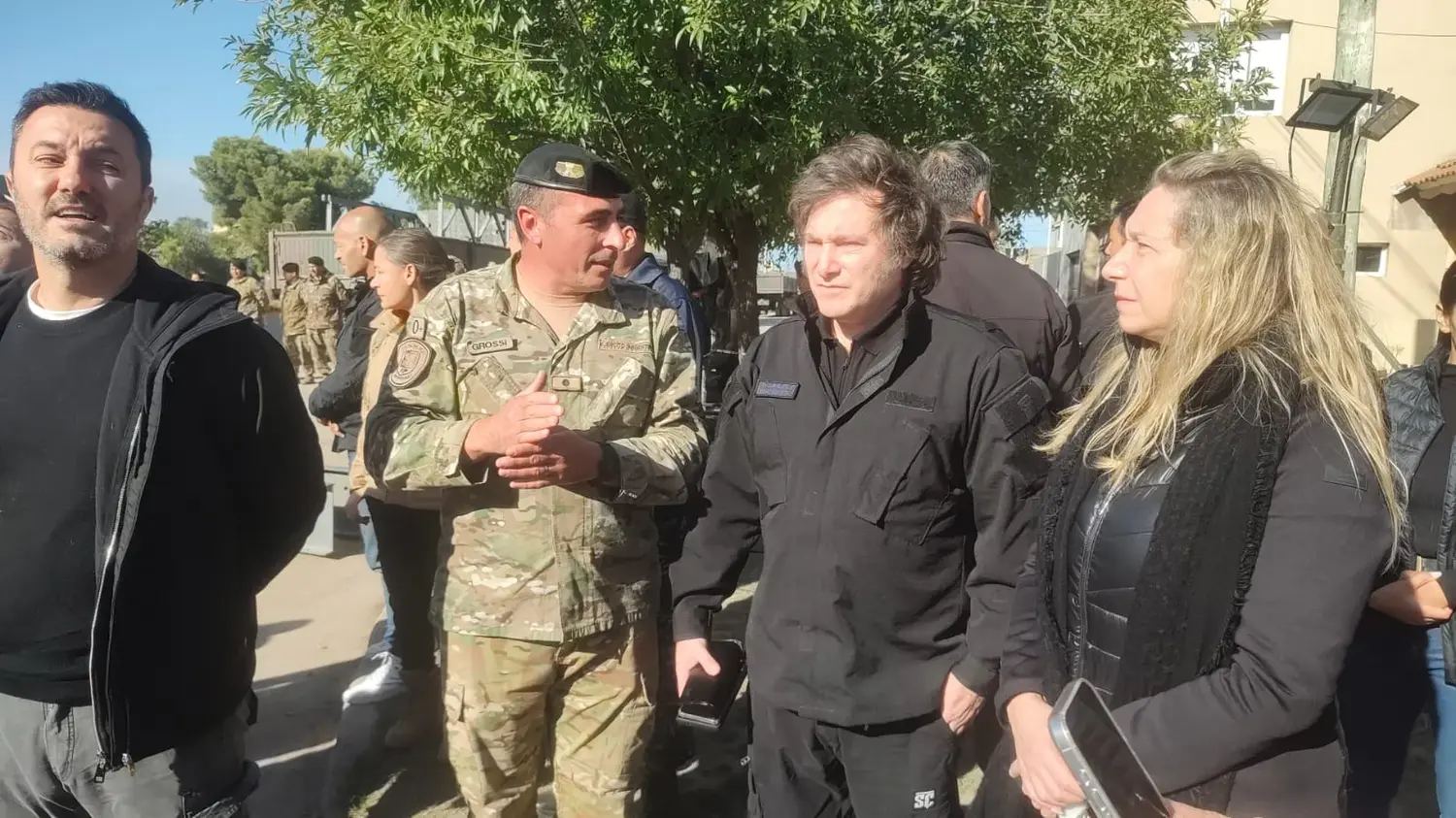 Milei vuelve a Bahía Blanca por primera vez desde las inundaciones y en una semana clave por la reforma electoral