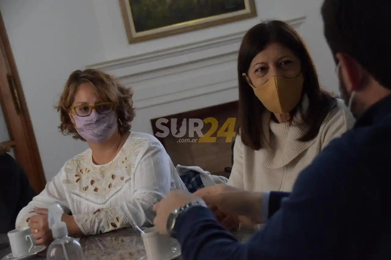 Clara García: “Somos los encargados de seguir las huellas de Hermes Binner y Miguel Lifschitz”