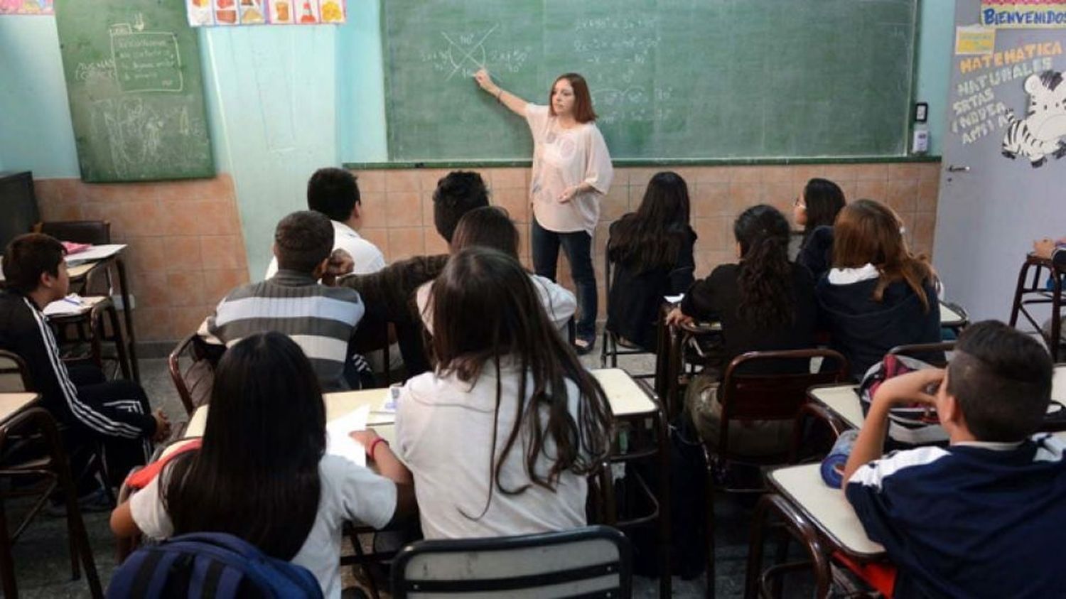 Secundaria en Santa Fe: confirmaron que todos los alumnos deberán ir a la escuela hasta el 23 de diciembre