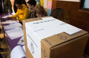La oposición le pidió al Gobierno bonaerense "mayor claridad y transparencia" en el escrutinio provisorio