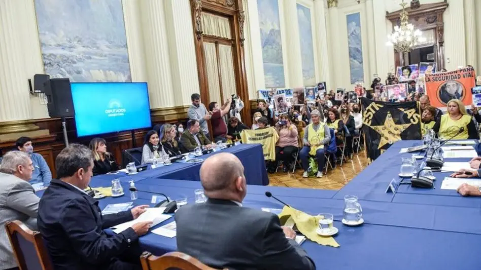 En el Congreso de la Nación recibieron a organizaciones de familiares y victimas del delito de transito