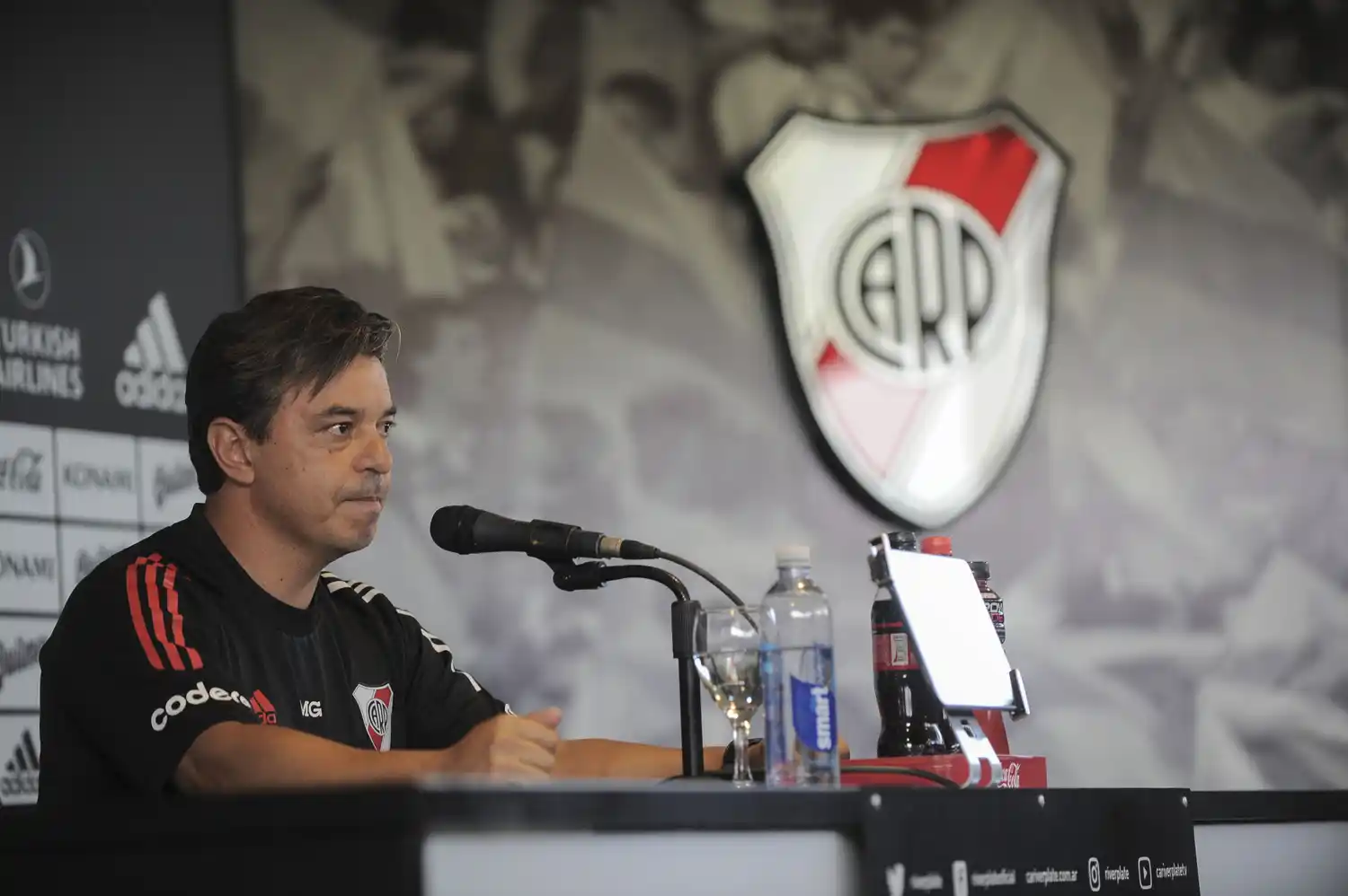 Marcelo Gallardo seguirá como técnico de River