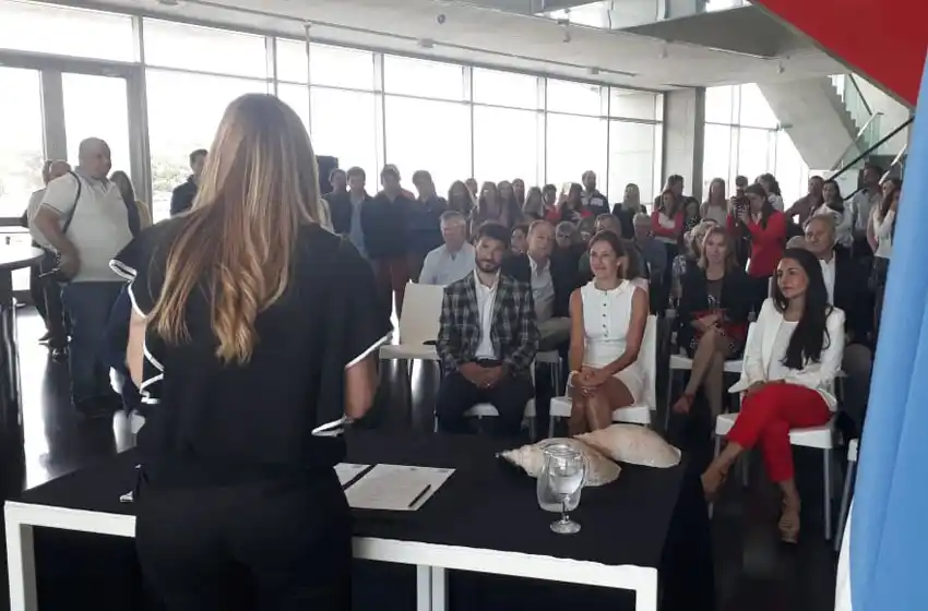 Cinco parejas marplatenses se casaron en el Museo Mar