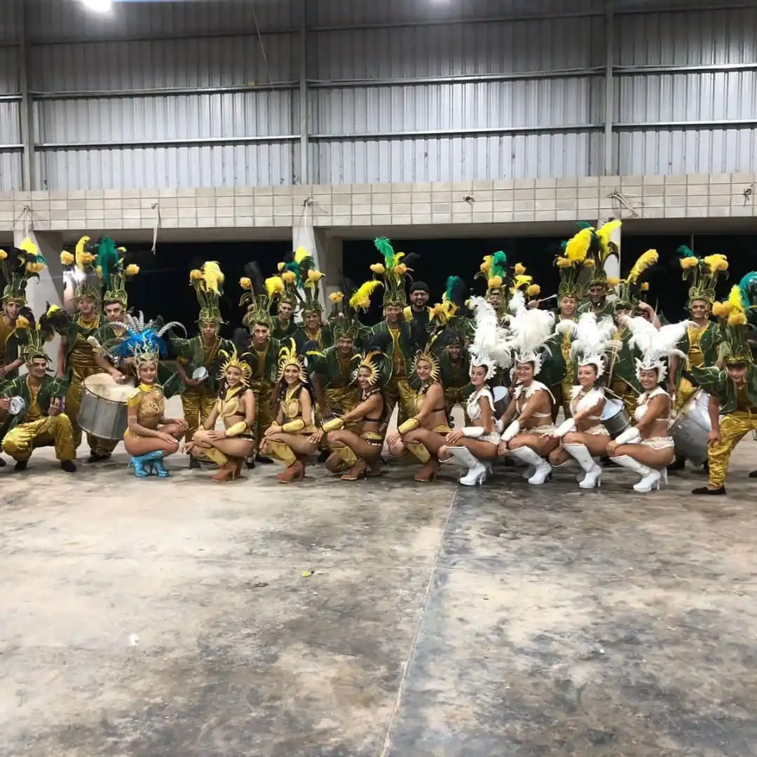 La Comparsa Samba U de Morteros en los precarnavales de Brinkmann
