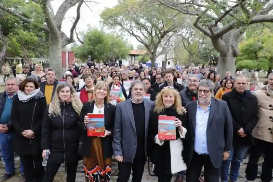 Se presentó el libro “Museos de Santa Fe. Testimonio y memoria”