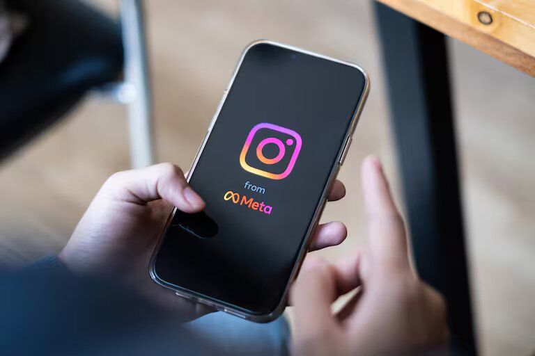 Instagram pone a prueba comentarios automáticos generados por IA