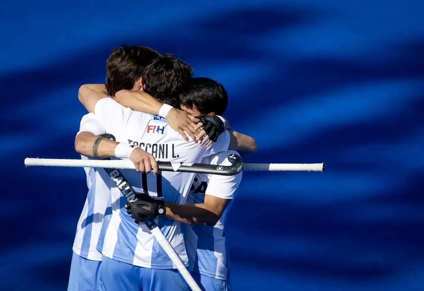 Los Leones - 1