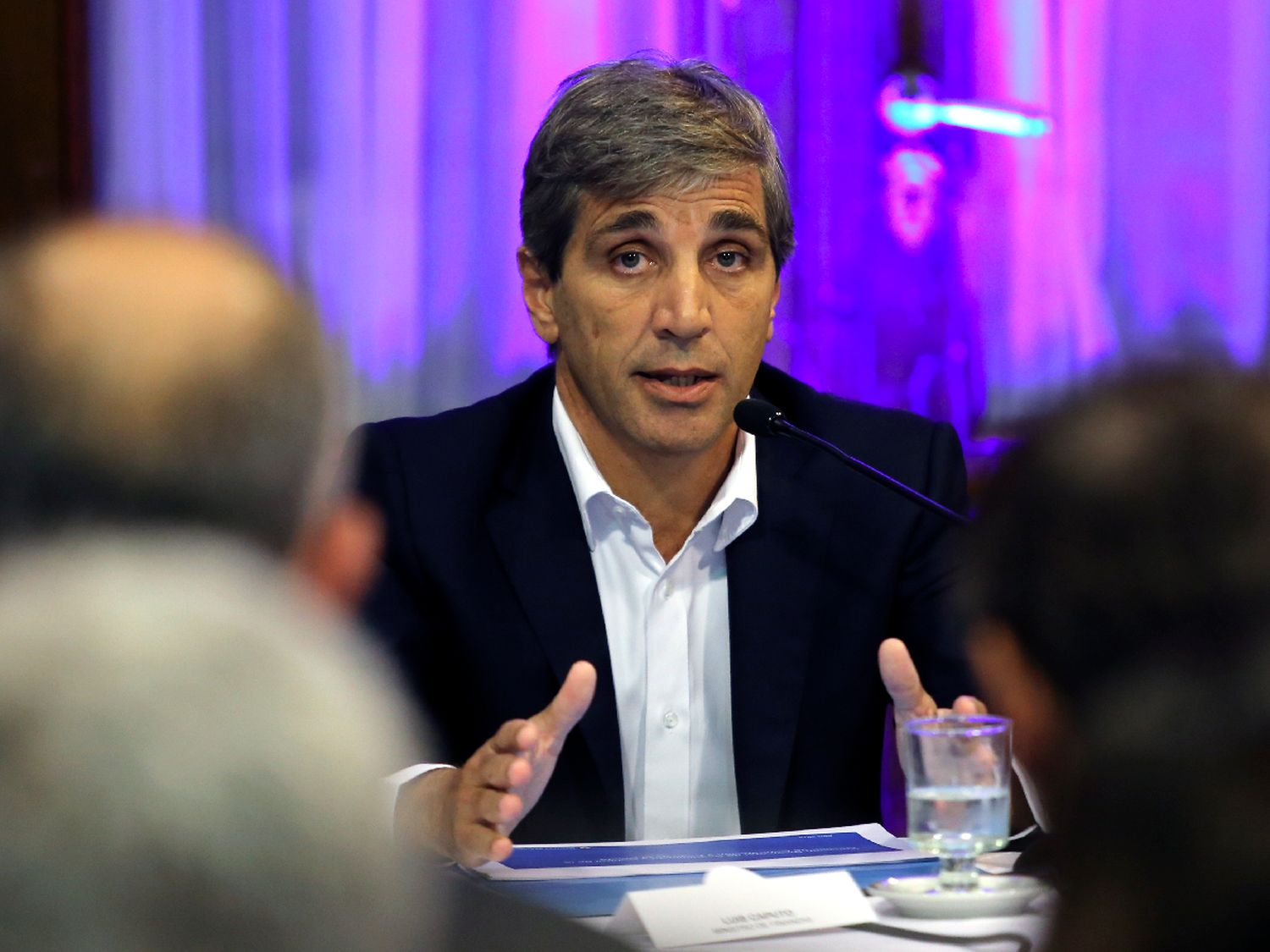 Caputo dijo que la deuda es de U$S 320.000 millones
