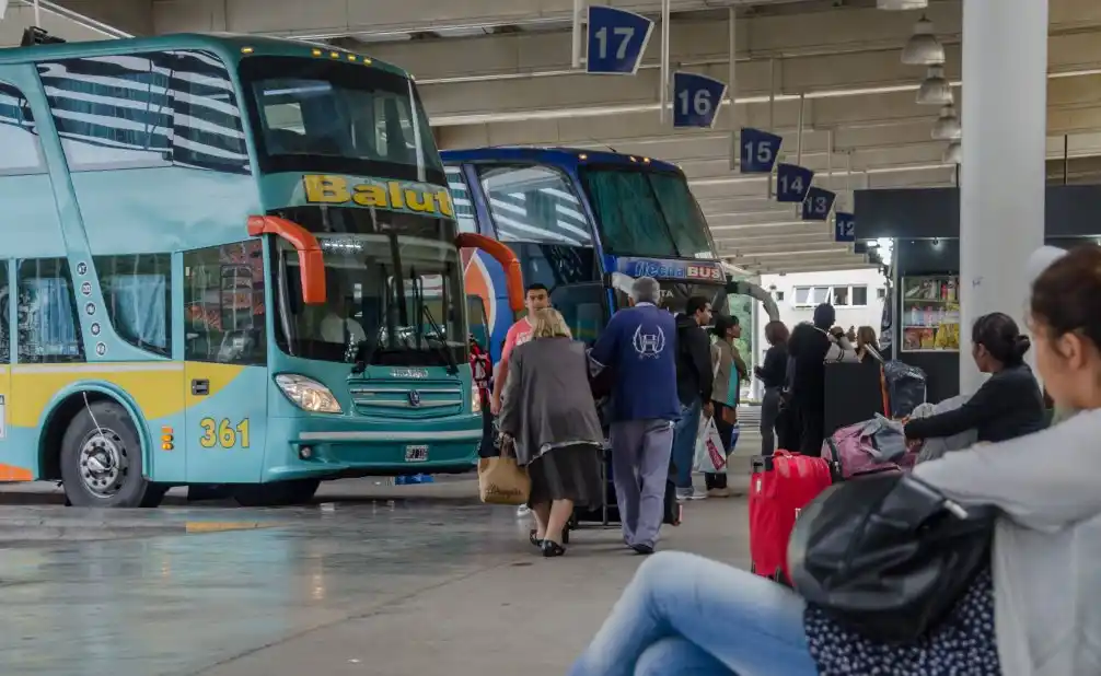 Gremios del transporte se reúnen con el Gobierno de Macri