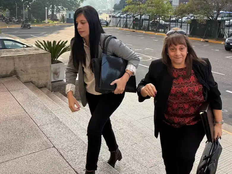 Las dos prestamistas declararon que Adorni aún debe 70.000 dólares y tiene que pagar antes de noviembre