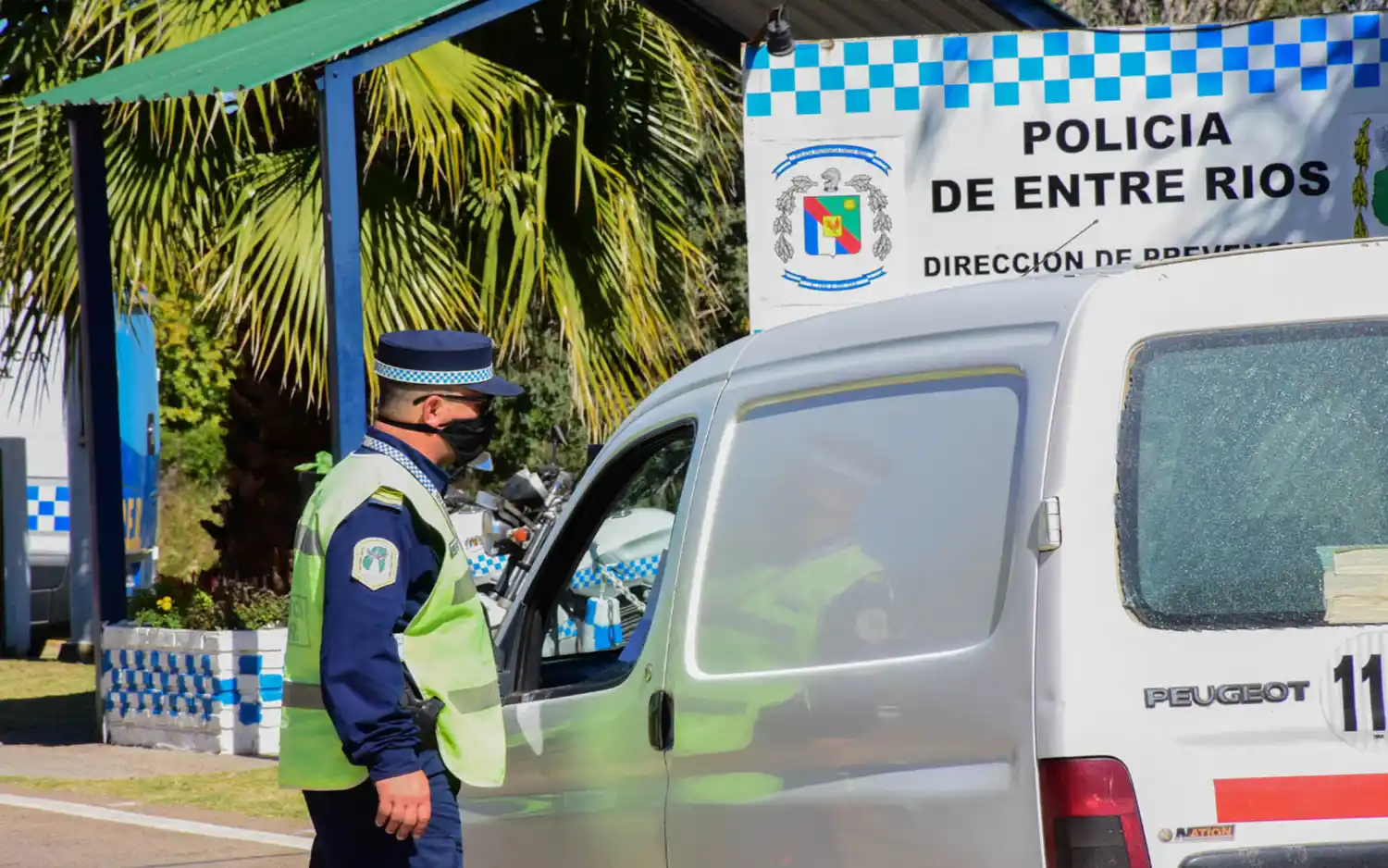 No se les exigirá el testeo a los entrerrianos que crucen a Santa Fe