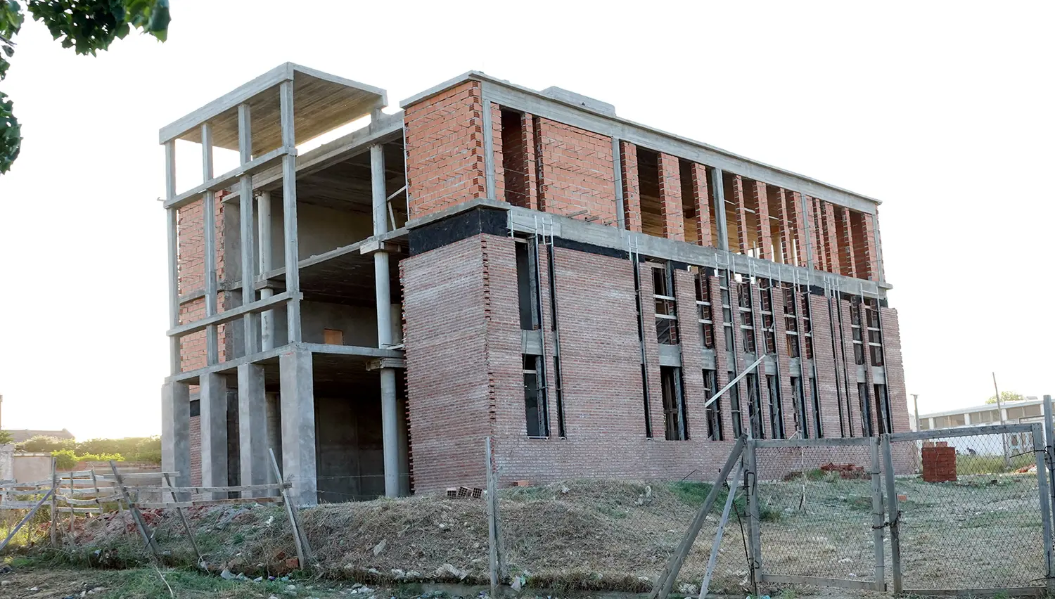 Todo listo. Para reanudar la construcción de la Casa de la Provincia