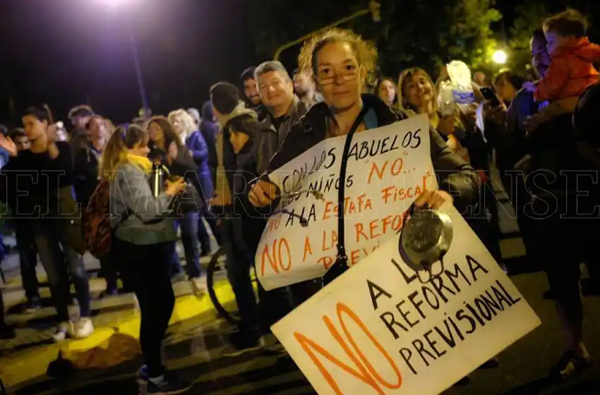 Macri: "No pido que no se expresen pero no se cierren a las reformas"