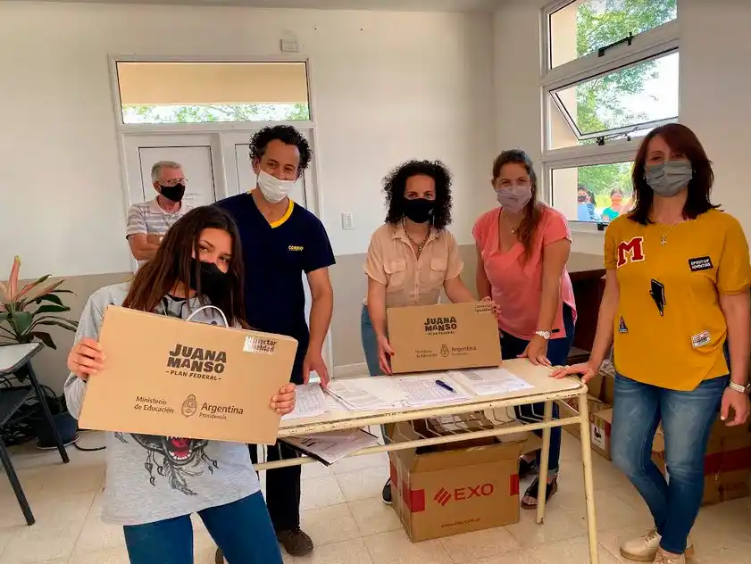 Conectar Igualdad: se entregaron mas de 2000 netbooks en junio.